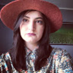 Meet your Posher, Courtney